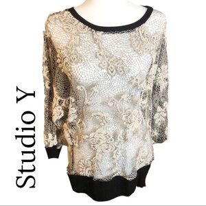 Black and white blouse